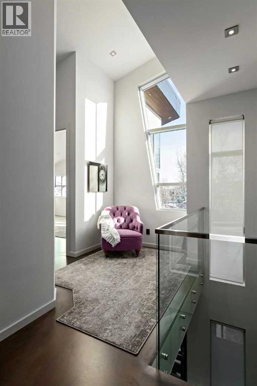 25 Posthill Drive Sw, Calgary, AB - Indoor