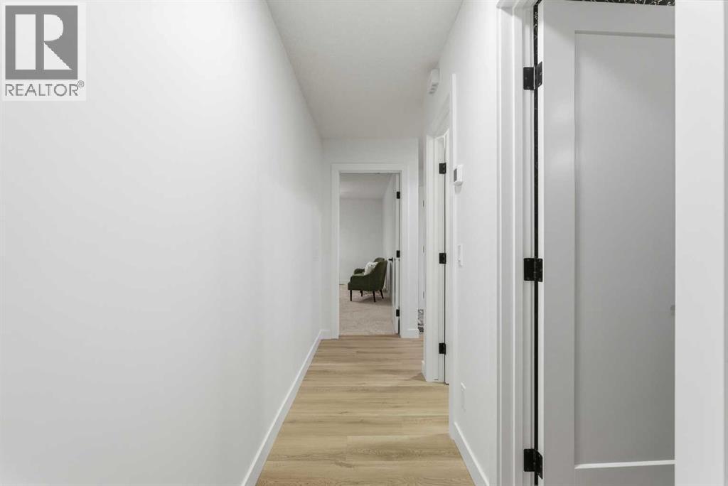 4904 Valiant Drive Nw, Calgary, AB - Indoor Photo Showing Other Room