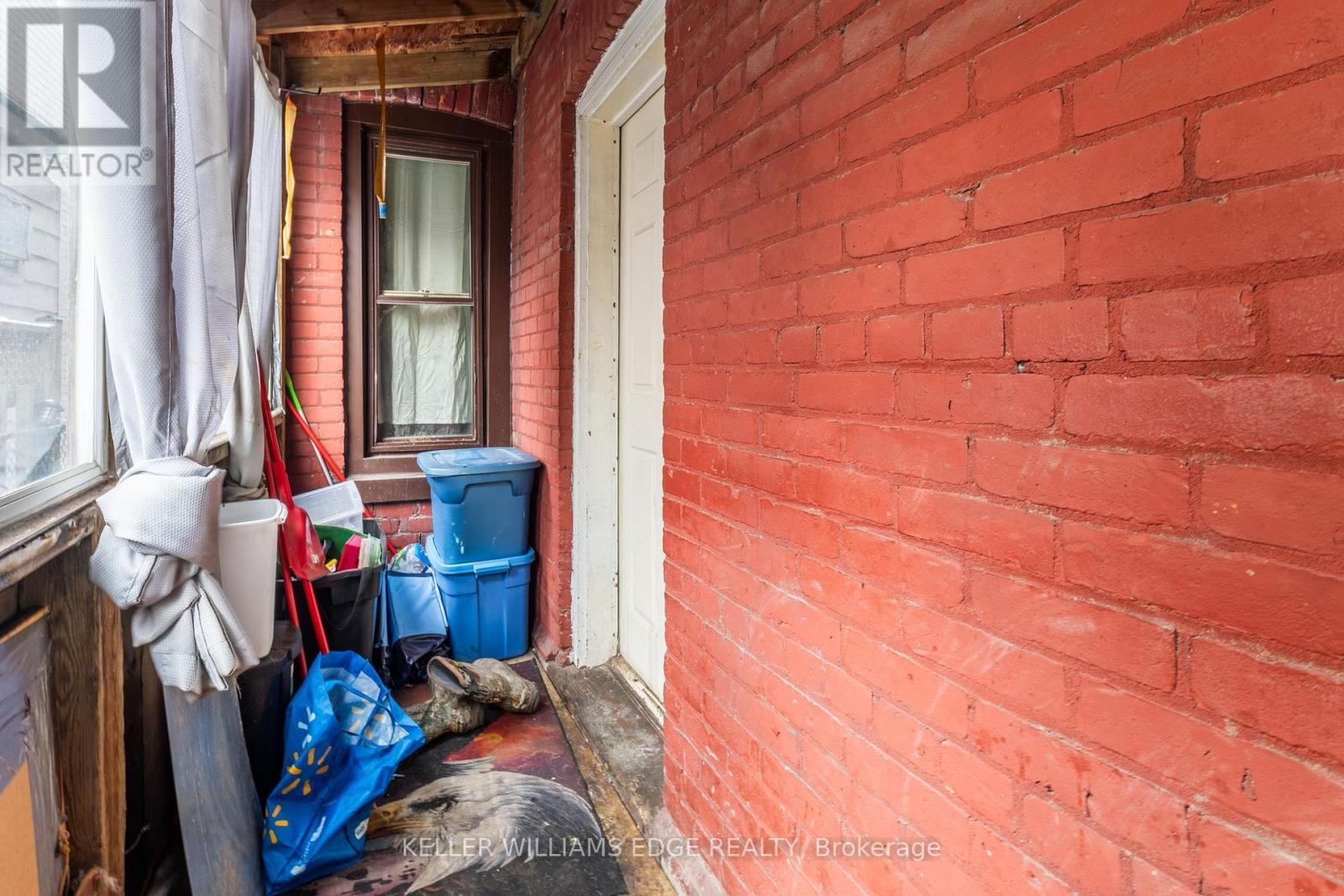 24 Fullerton Avenue, Hamilton, ON -