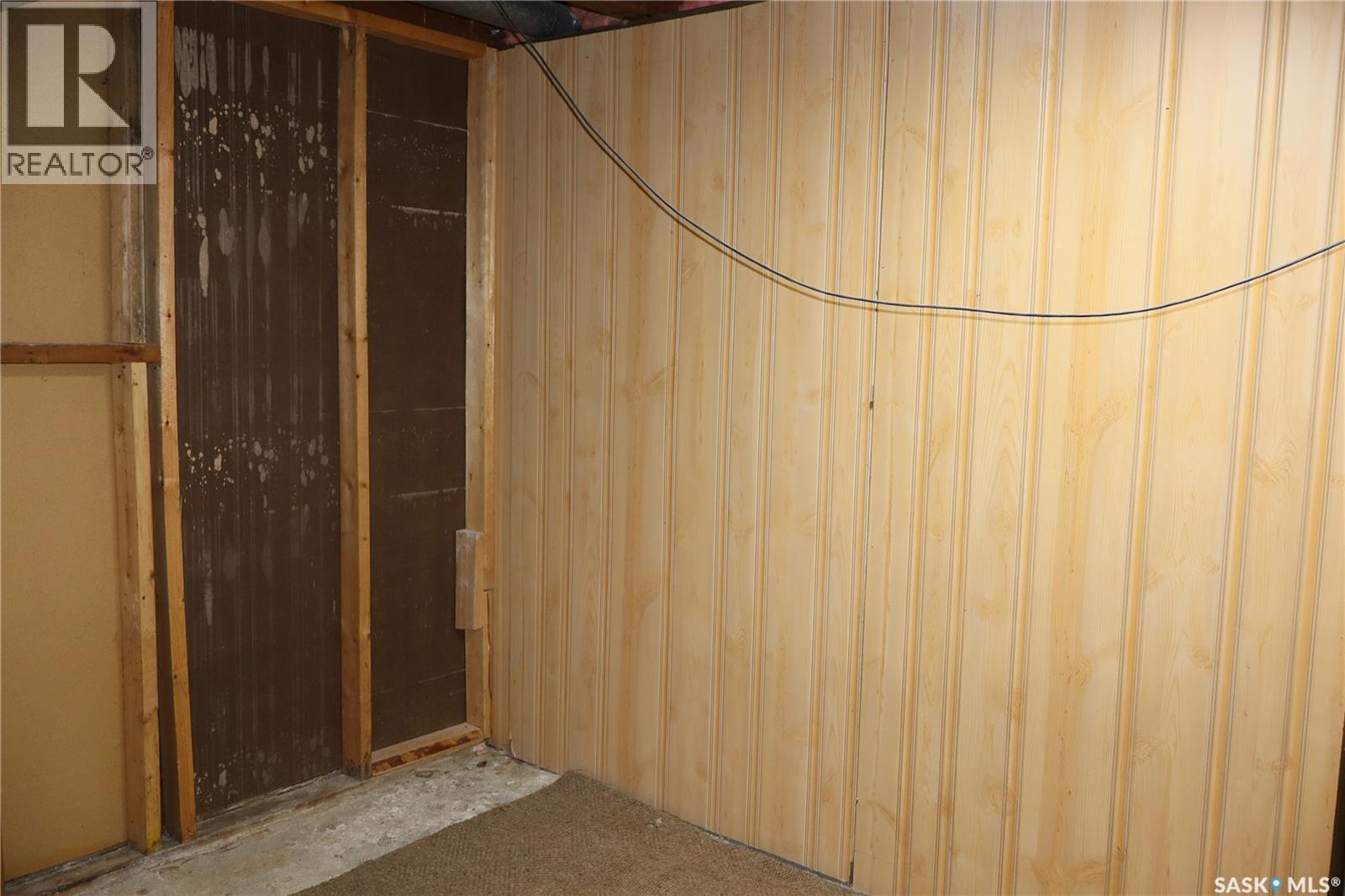 315 7Th Avenue E, Assiniboia, SK - Indoor Photo Showing Other Room