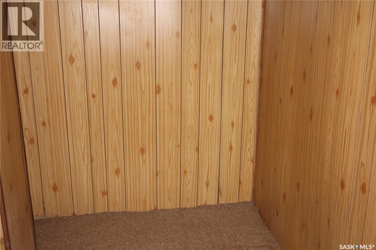 315 7Th Avenue E, Assiniboia, SK - Indoor Photo Showing Other Room