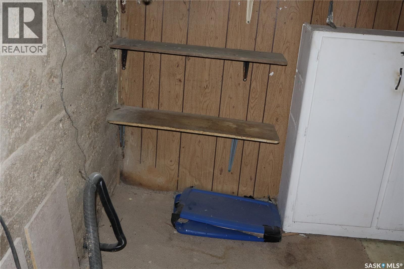 315 7Th Avenue E, Assiniboia, SK -