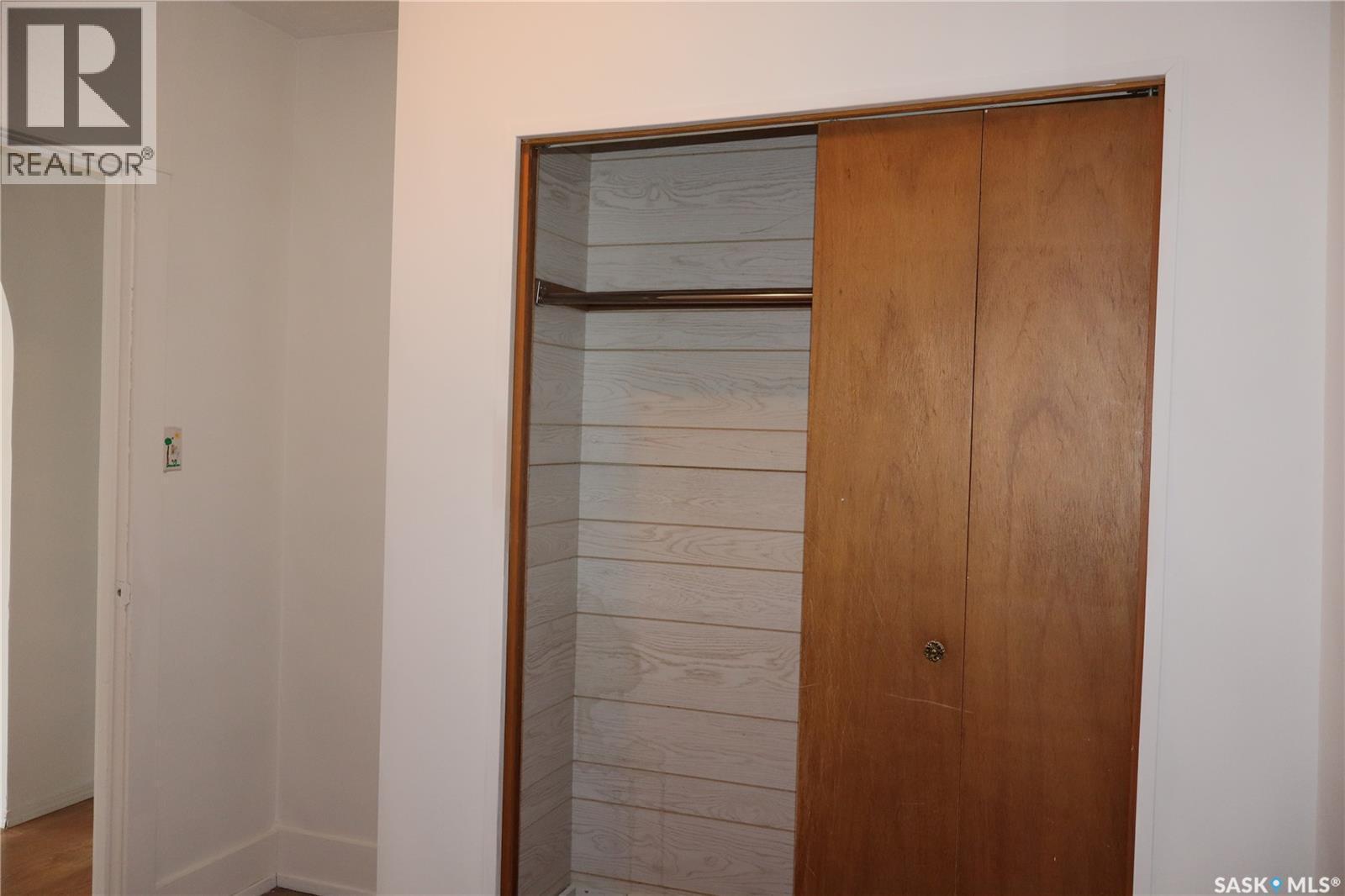 315 7Th Avenue E, Assiniboia, SK - Indoor Photo Showing Other Room