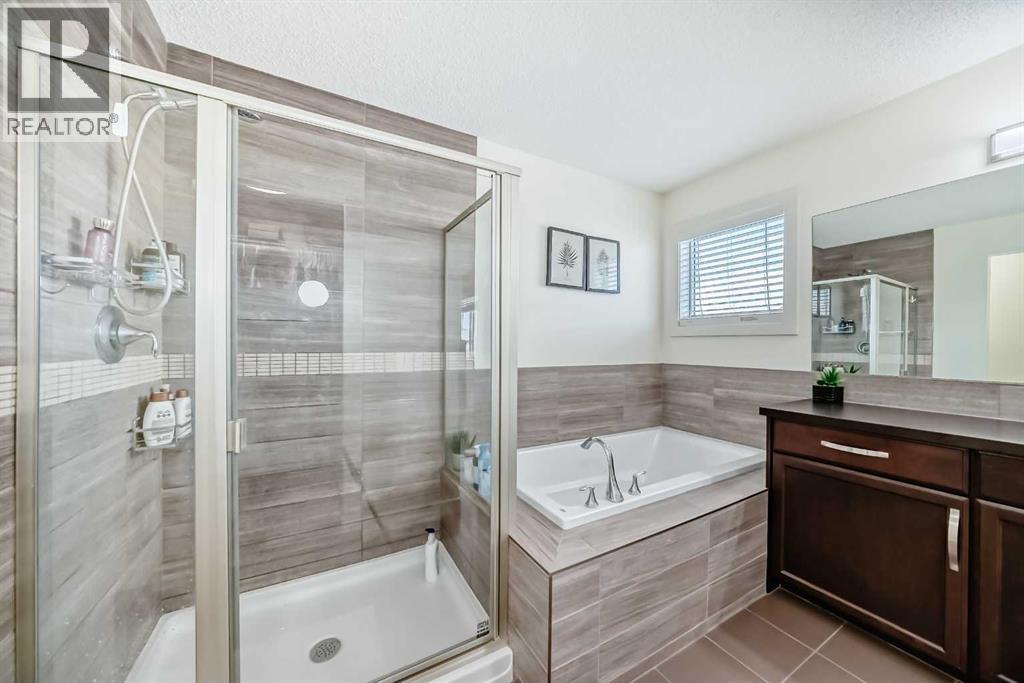 437 Auburn Bay Drive Se, Calgary, AB - Indoor Photo Showing Bathroom