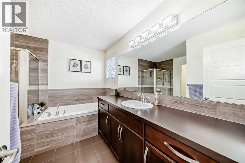 437 Auburn Bay Drive Se, Calgary, AB - Indoor Photo Showing Bathroom