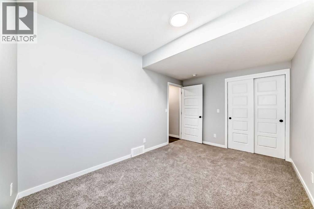 32 Creekview Common Sw, Calgary, AB - Indoor