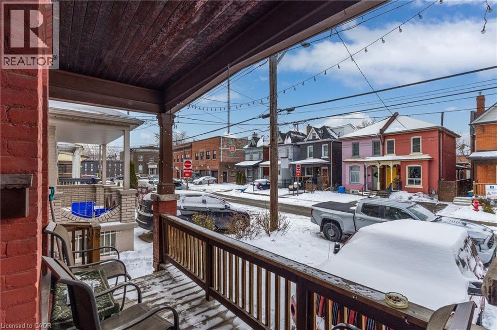 24 Fullerton Avenue, Hamilton, ON - Outdoor