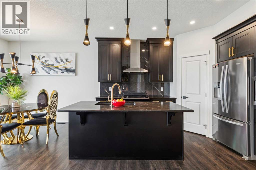 86 Creekside Way Sw, Calgary, AB - Indoor Photo Showing Kitchen With Upgraded Kitchen