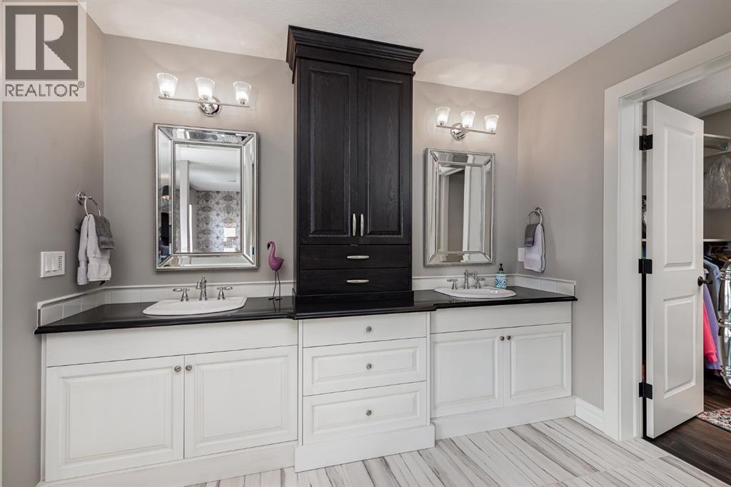 278 Legacy View Se, Calgary, AB - Indoor Photo Showing Bathroom
