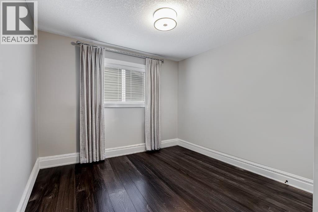 278 Legacy View Se, Calgary, AB - Indoor Photo Showing Other Room