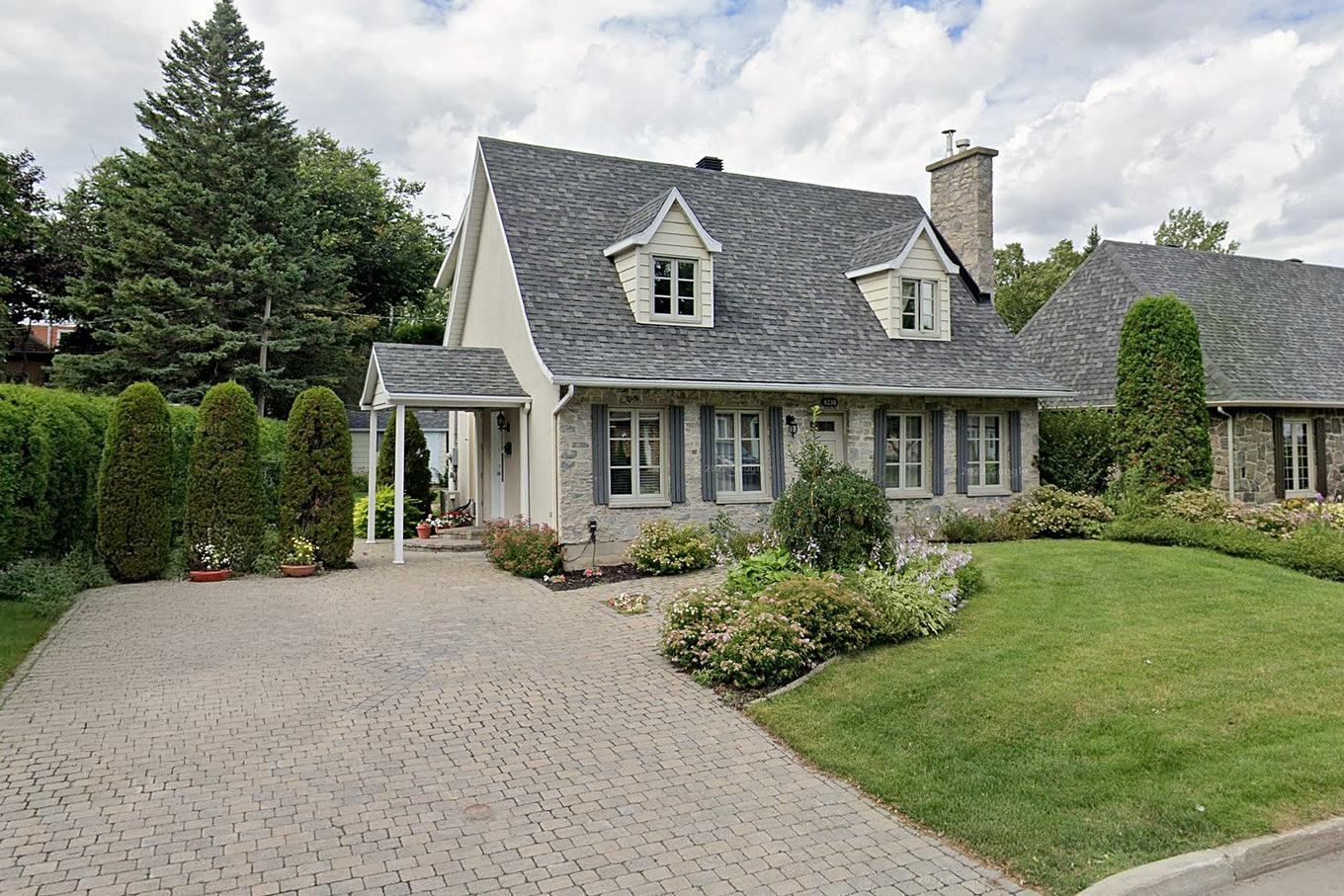 Frontage - 8230 Rue De Colombelles, Québec (Charlesbourg), QC - Outdoor With Facade