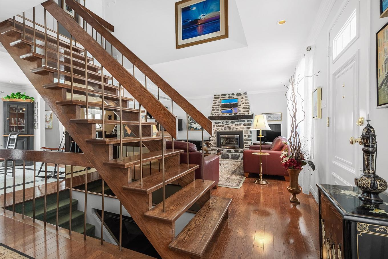 Hall - 8230 Rue De Colombelles, Québec (Charlesbourg), QC - Indoor Photo Showing Other Room With Fireplace