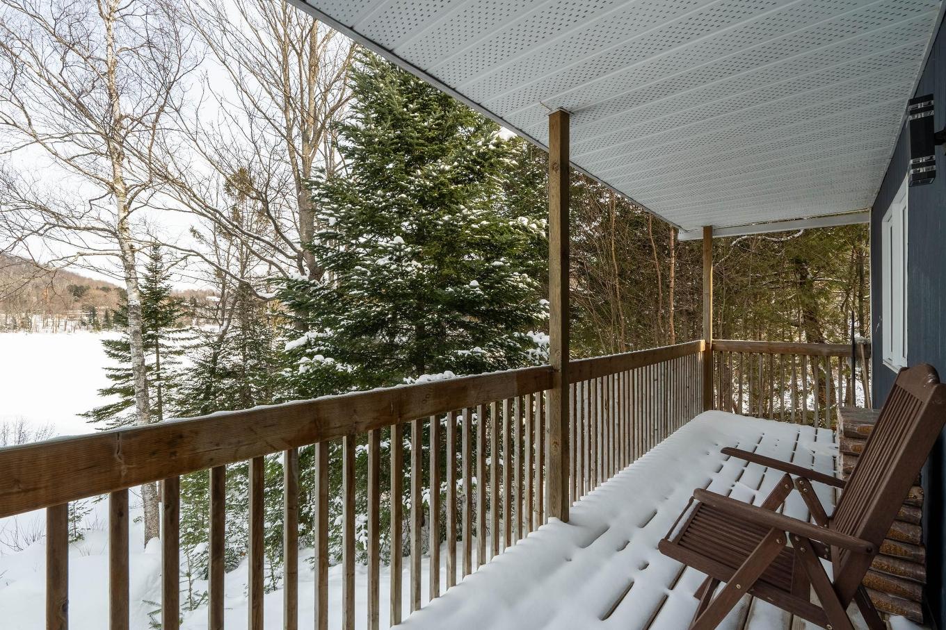 Balcon - 264 Ch. Du Lac-Prévost, Saint-Sauveur, QC - Outdoor With Exterior