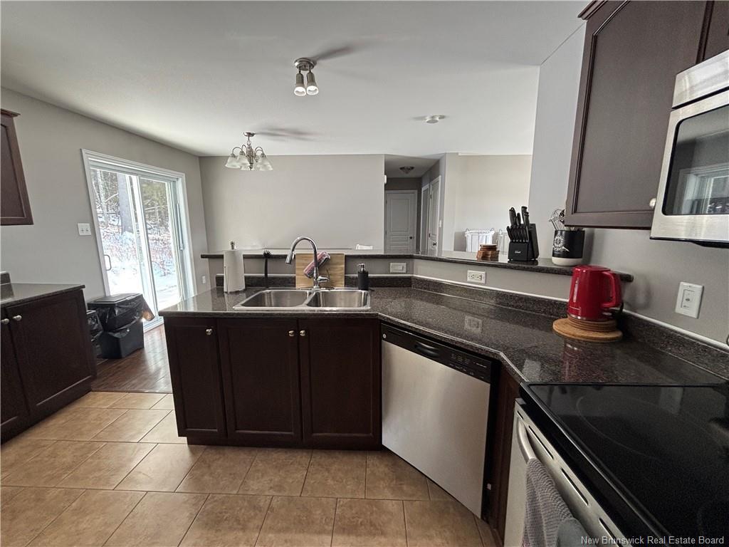 4506 Hwy 102, Upper Kingsclear, NB
