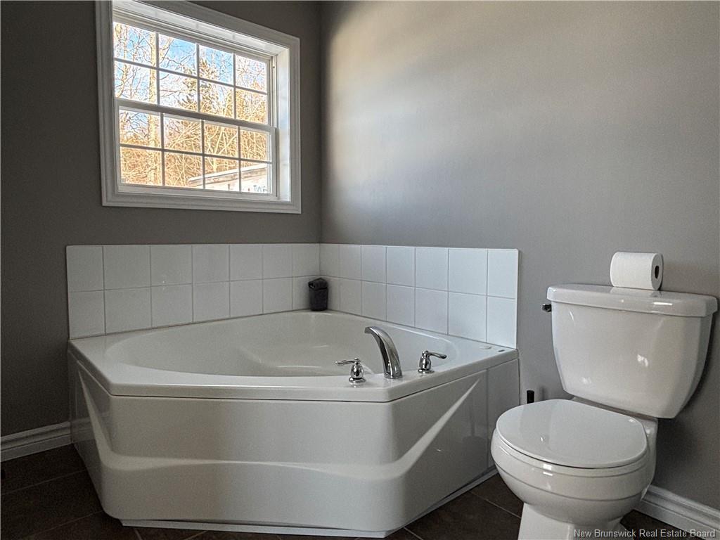 4506 Hwy 102, Upper Kingsclear, NB