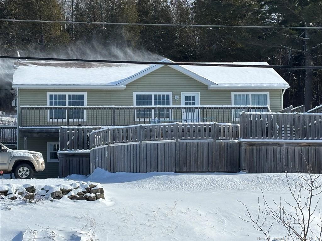 4506 Hwy 102, Upper Kingsclear, NB