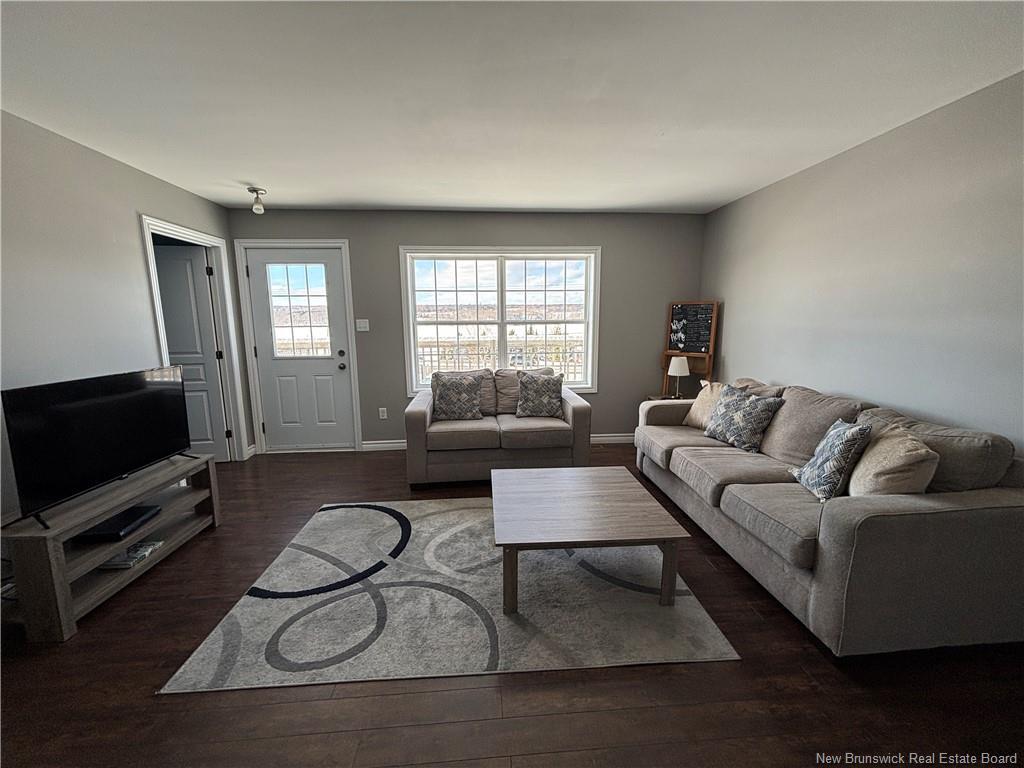 4506 Hwy 102, Upper Kingsclear, NB