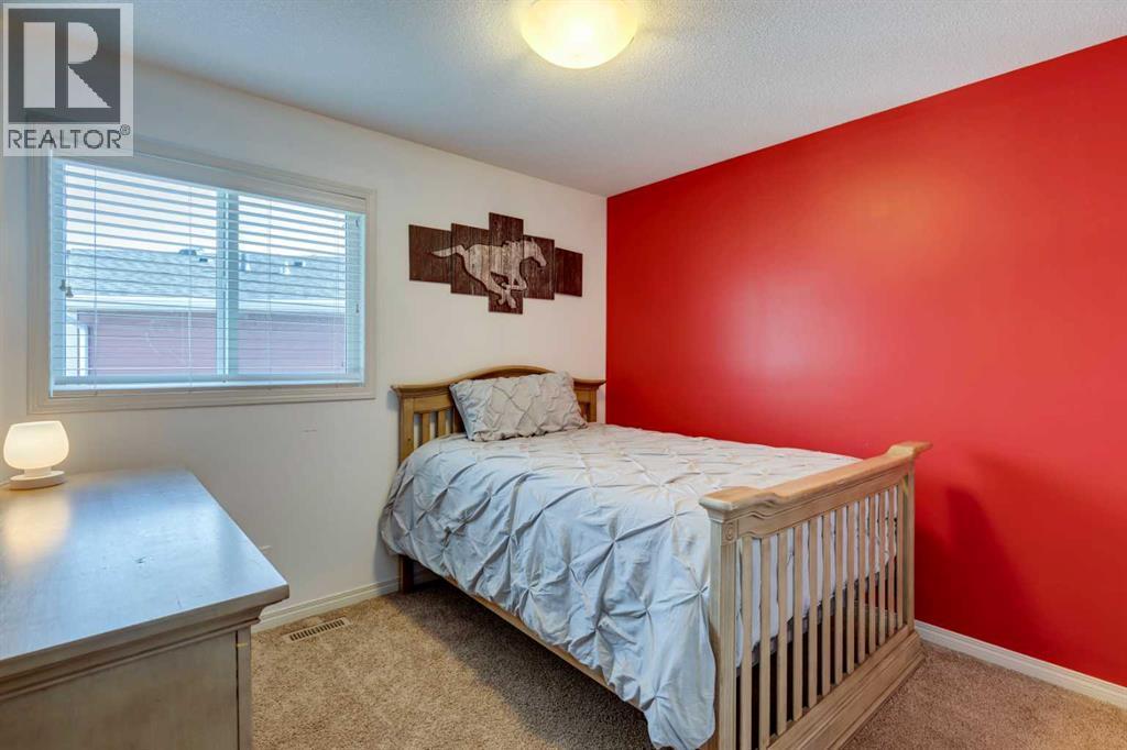 123 Marquis Green Se, Calgary, AB - Indoor Photo Showing Bedroom