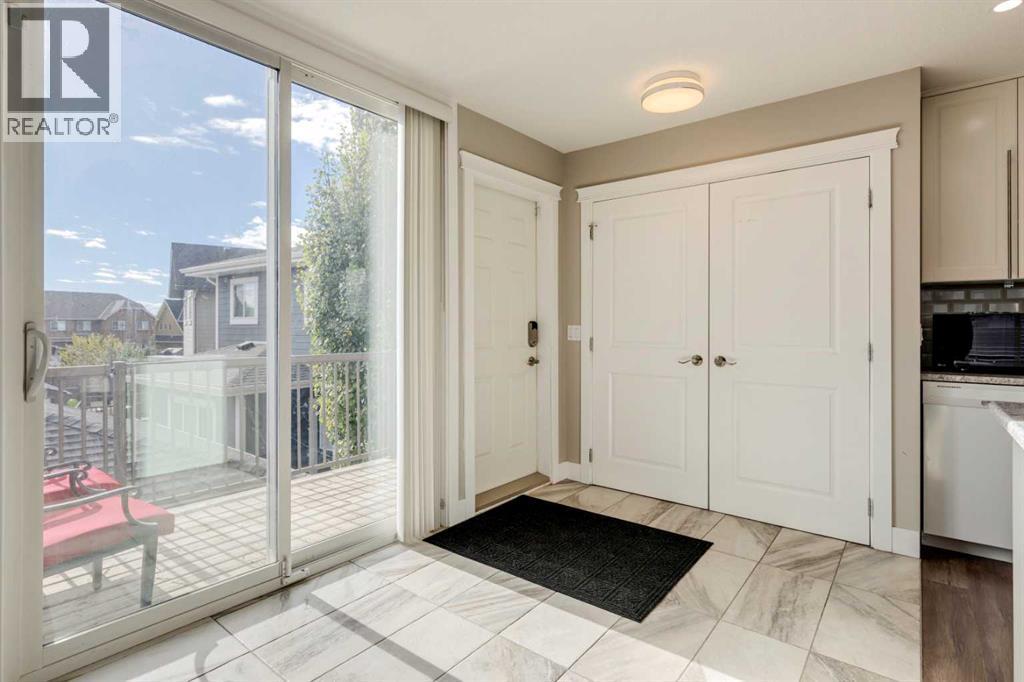 123 Marquis Green Se, Calgary, AB - Indoor Photo Showing Other Room