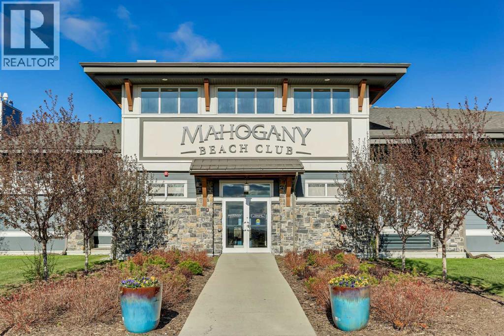 123 Marquis Green Se, Calgary, AB - Outdoor