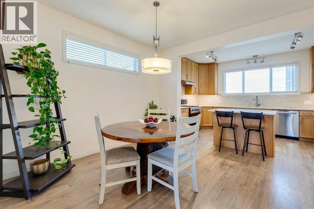 123 Marquis Green Se, Calgary, AB - Indoor Photo Showing Dining Room