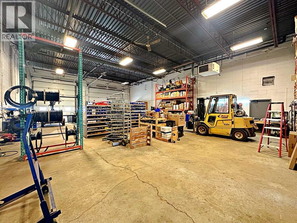 145 Macdonald Crescent, Fort Mcmurray, AB