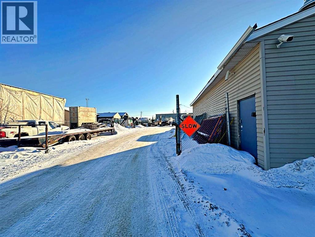 145 Macdonald Crescent, Fort Mcmurray, AB