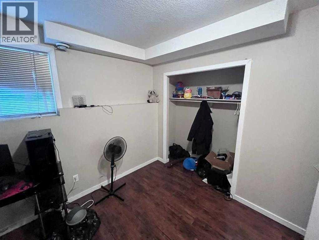 42 Joice Close, Red Deer, AB - Indoor