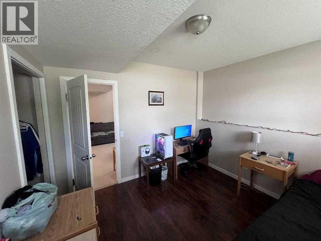42 Joice Close, Red Deer, AB - Indoor