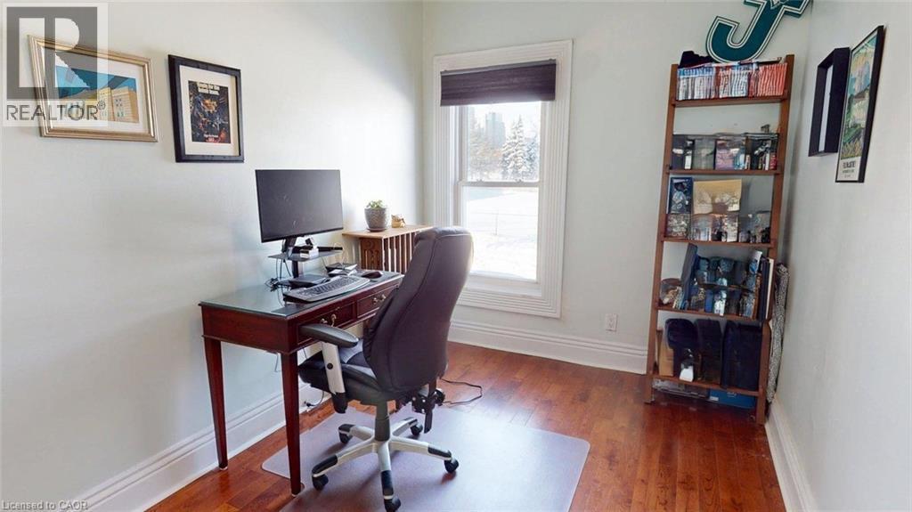 132 Ferguson Avenue N, Hamilton, ON - Indoor Photo Showing Office