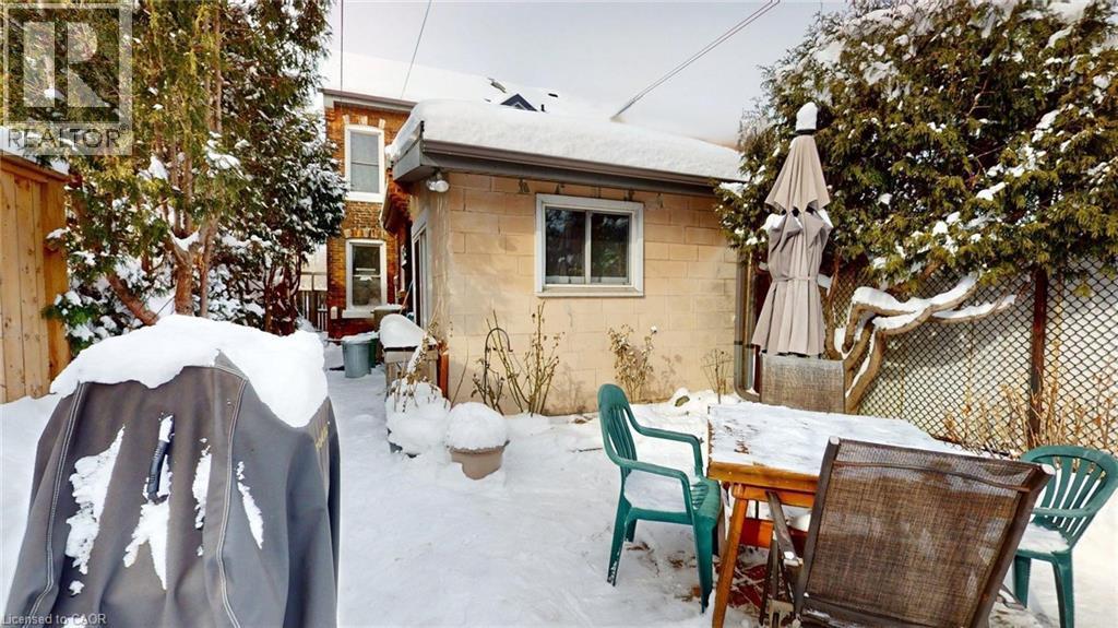 132 Ferguson Avenue N, Hamilton, ON - Outdoor