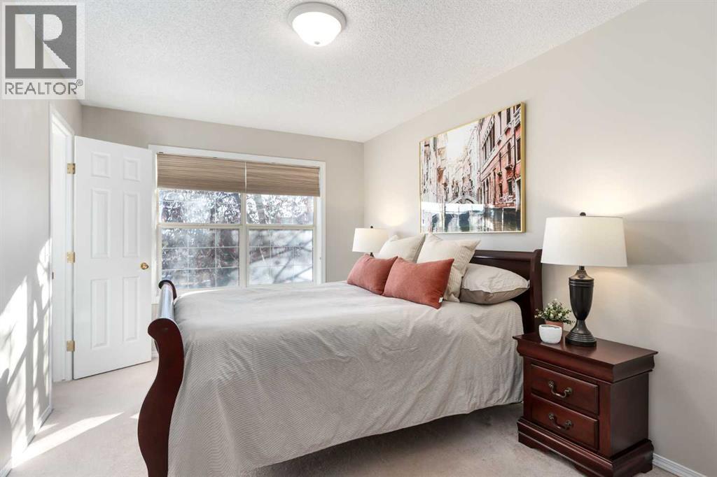 419 Coventry Road Ne, Calgary, AB - Indoor Photo Showing Bedroom