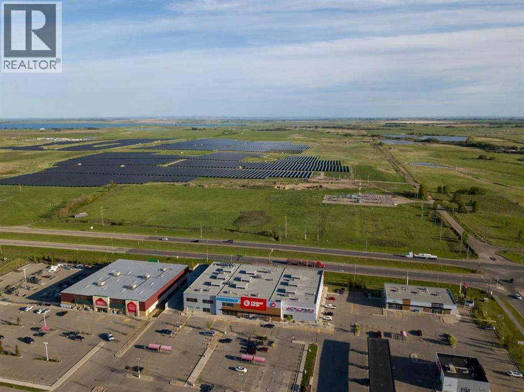 1 Highway 1, Strathmore, AB