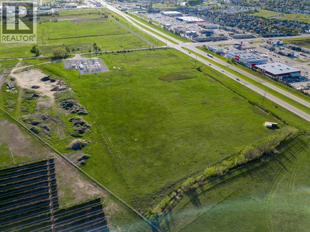 1 Highway 1, Strathmore, AB