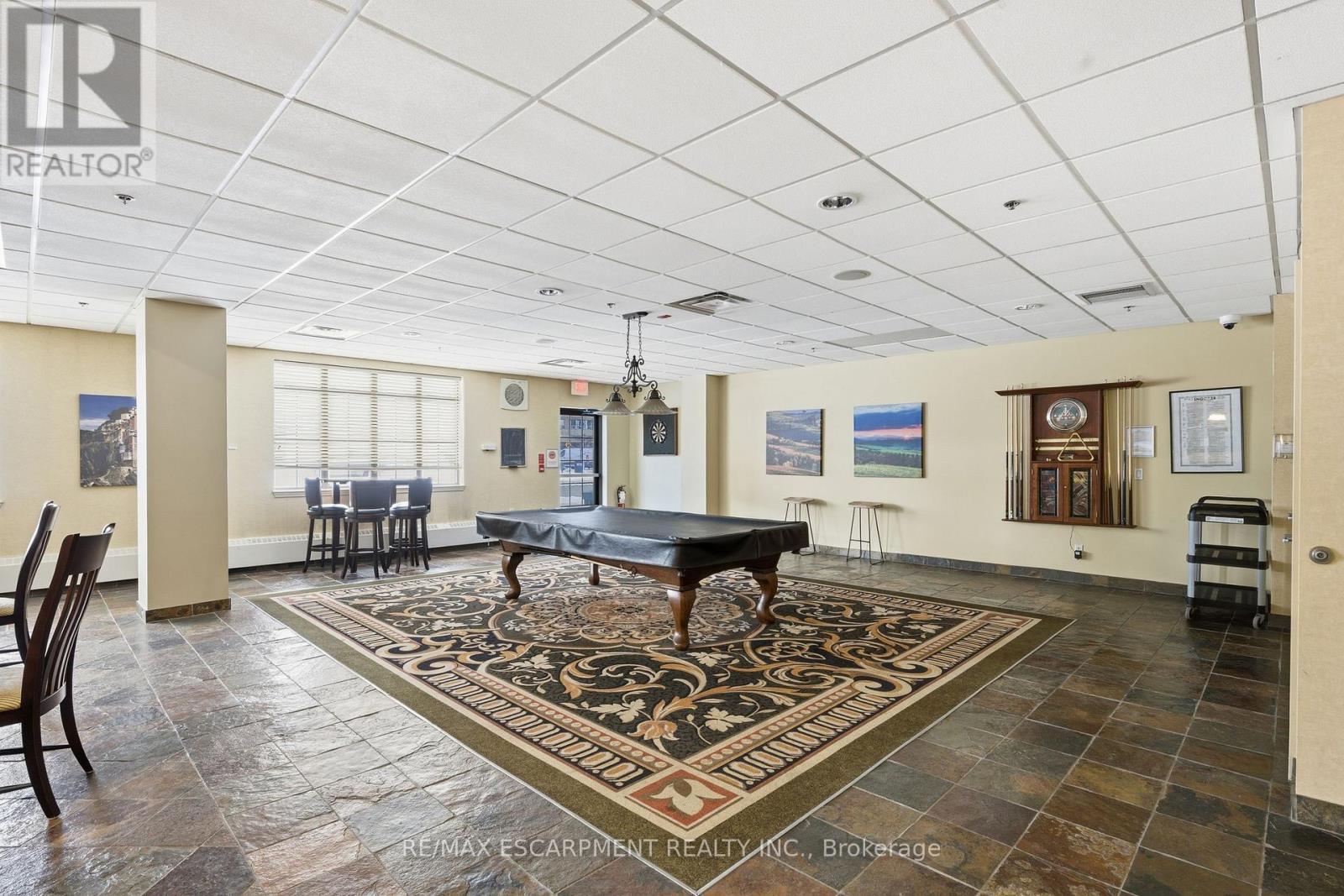 610 - 399 Elizabeth Street, Burlington, ON - Indoor Photo Showing Other Room