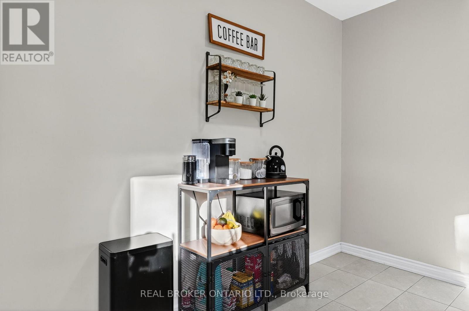 56 Francis Street, Hamilton, ON - Indoor Photo Showing Other Room