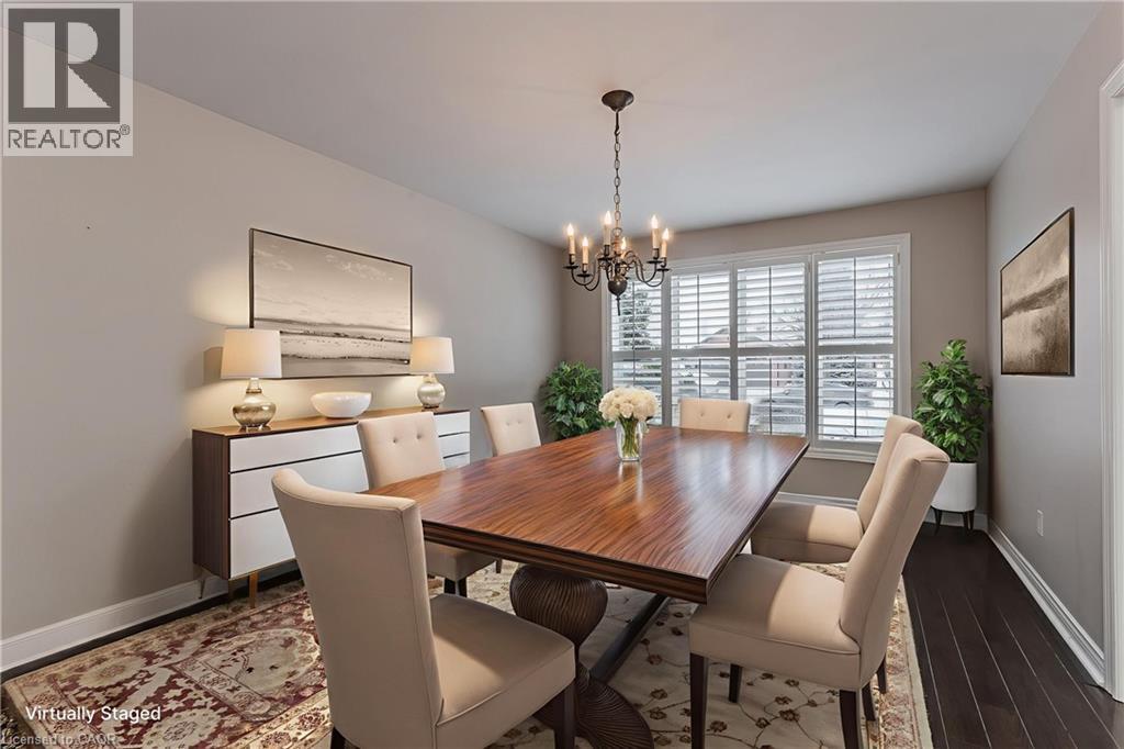 1146 Augustus Drive, Burlington, ON - Indoor Photo Showing Dining Room