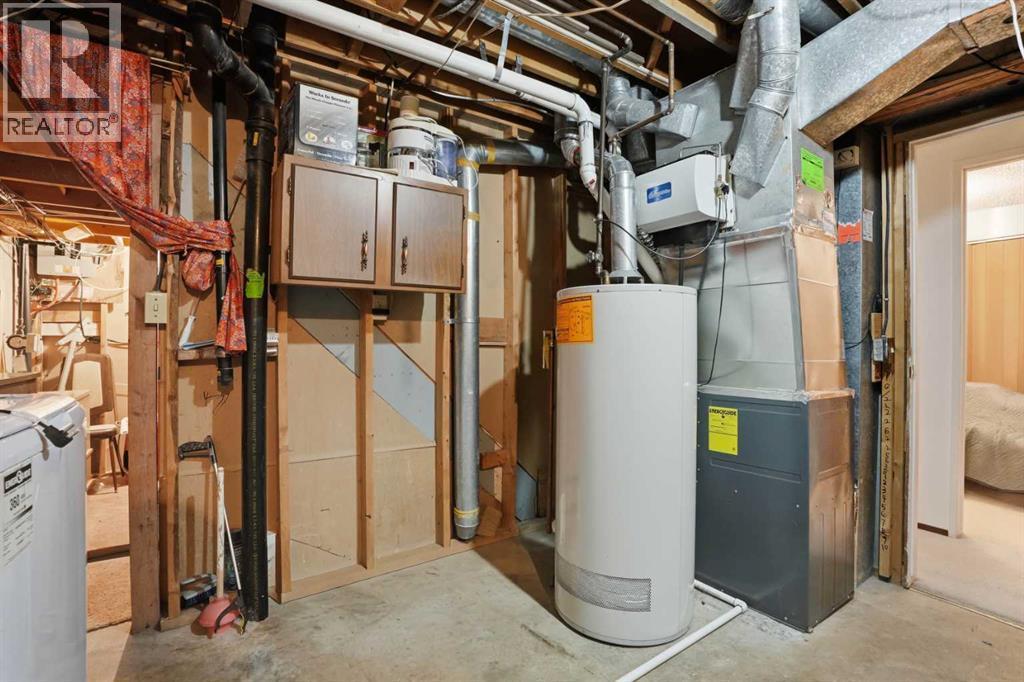 5224 5 Avenue Se, Calgary, AB - Indoor Photo Showing Basement