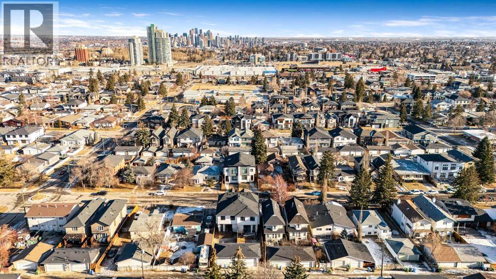 1417 42 Street Sw, Calgary, AB - Outdoor With View