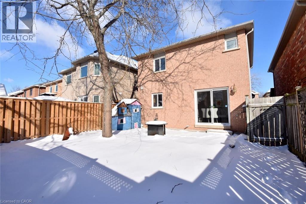 2258 Empire Crescent, Burlington, ON - Outdoor With Exterior