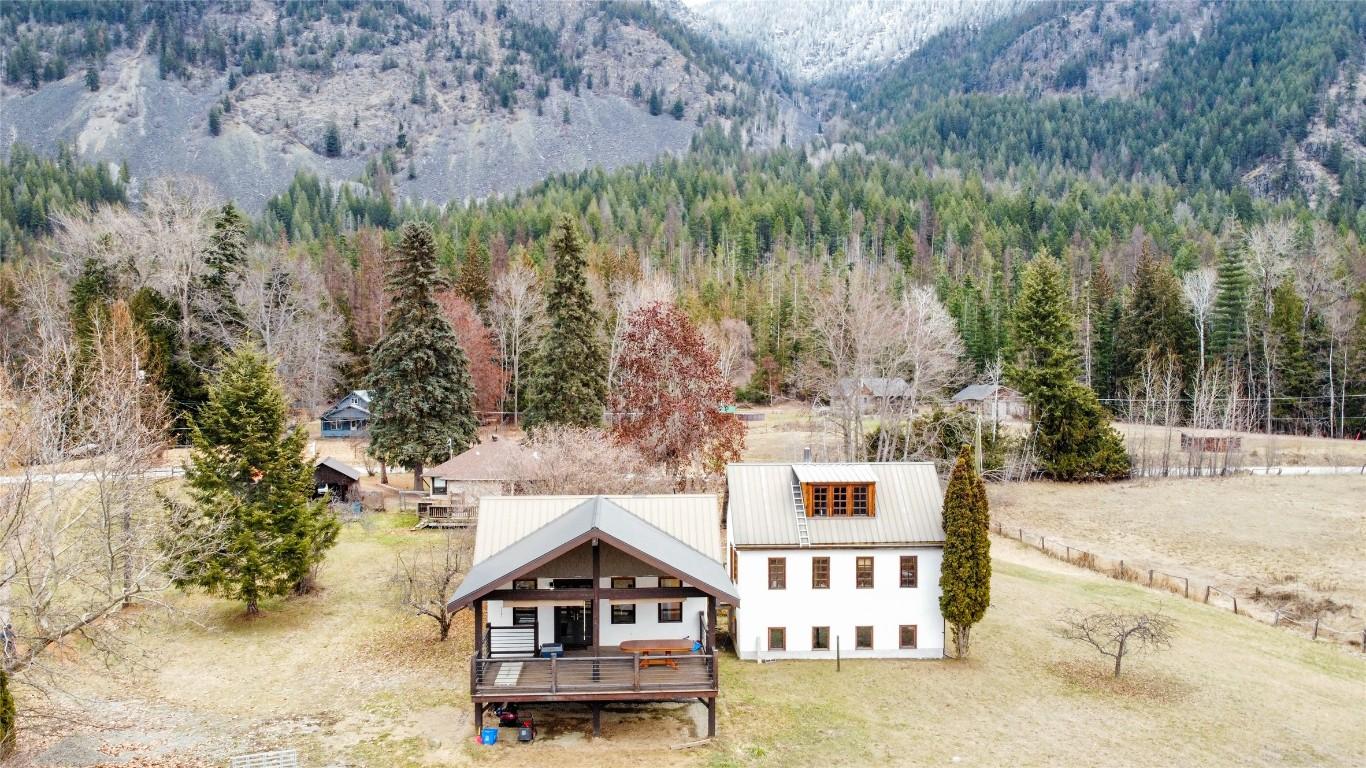 4581 Samuelson Road, Canyon, BC - Outdoor With View