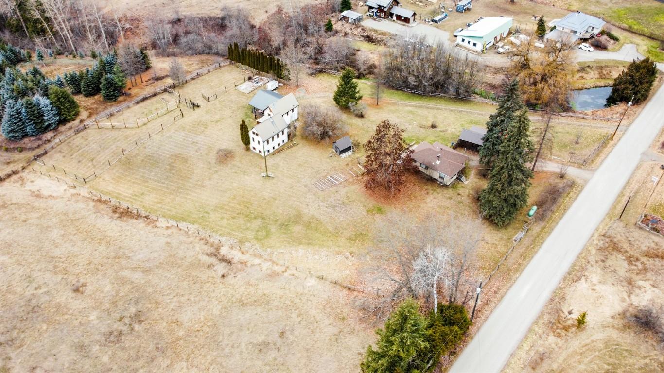 4581 Samuelson Road, Canyon, BC - Outdoor With View