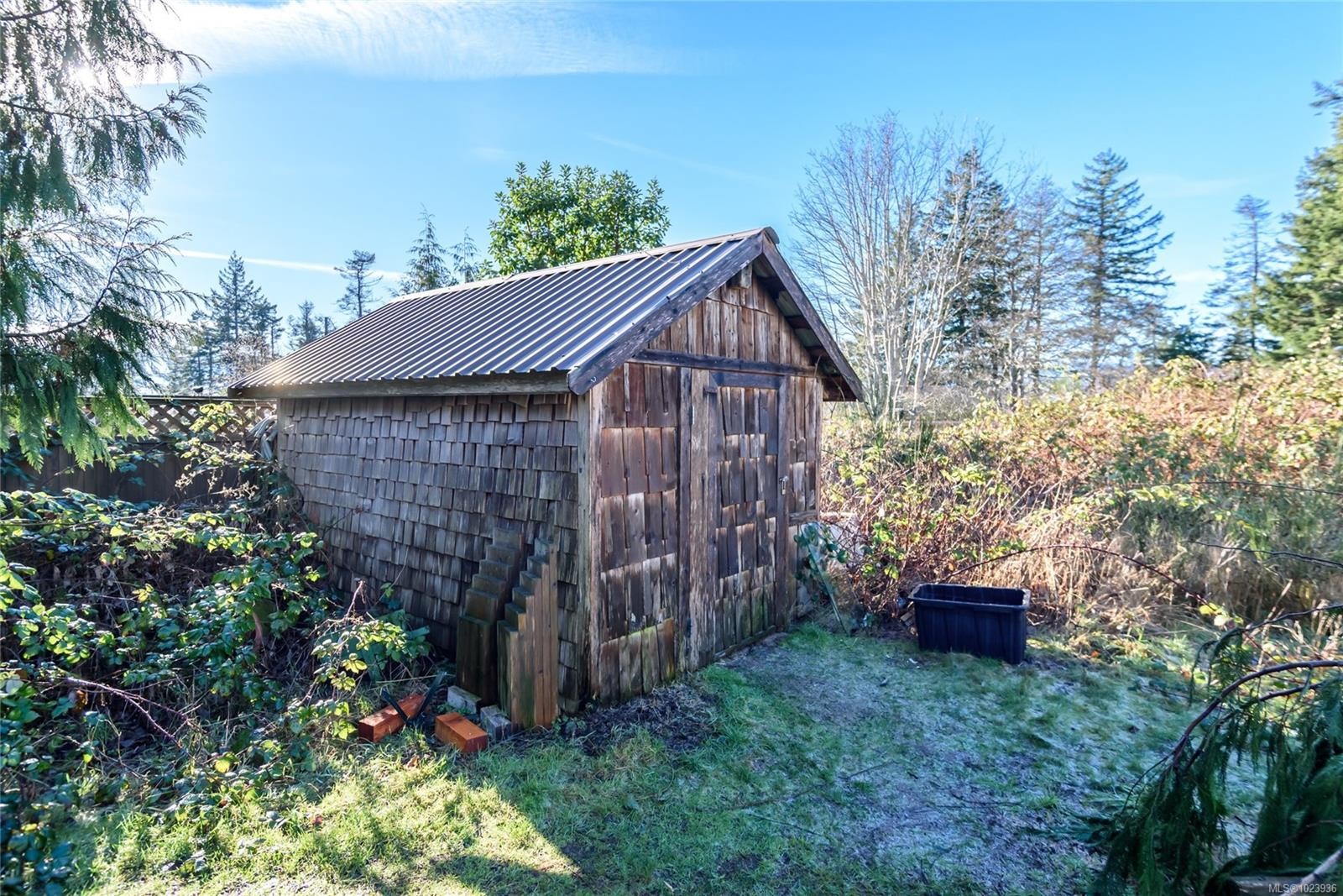 18-3216 Back Rd, Comox, BC