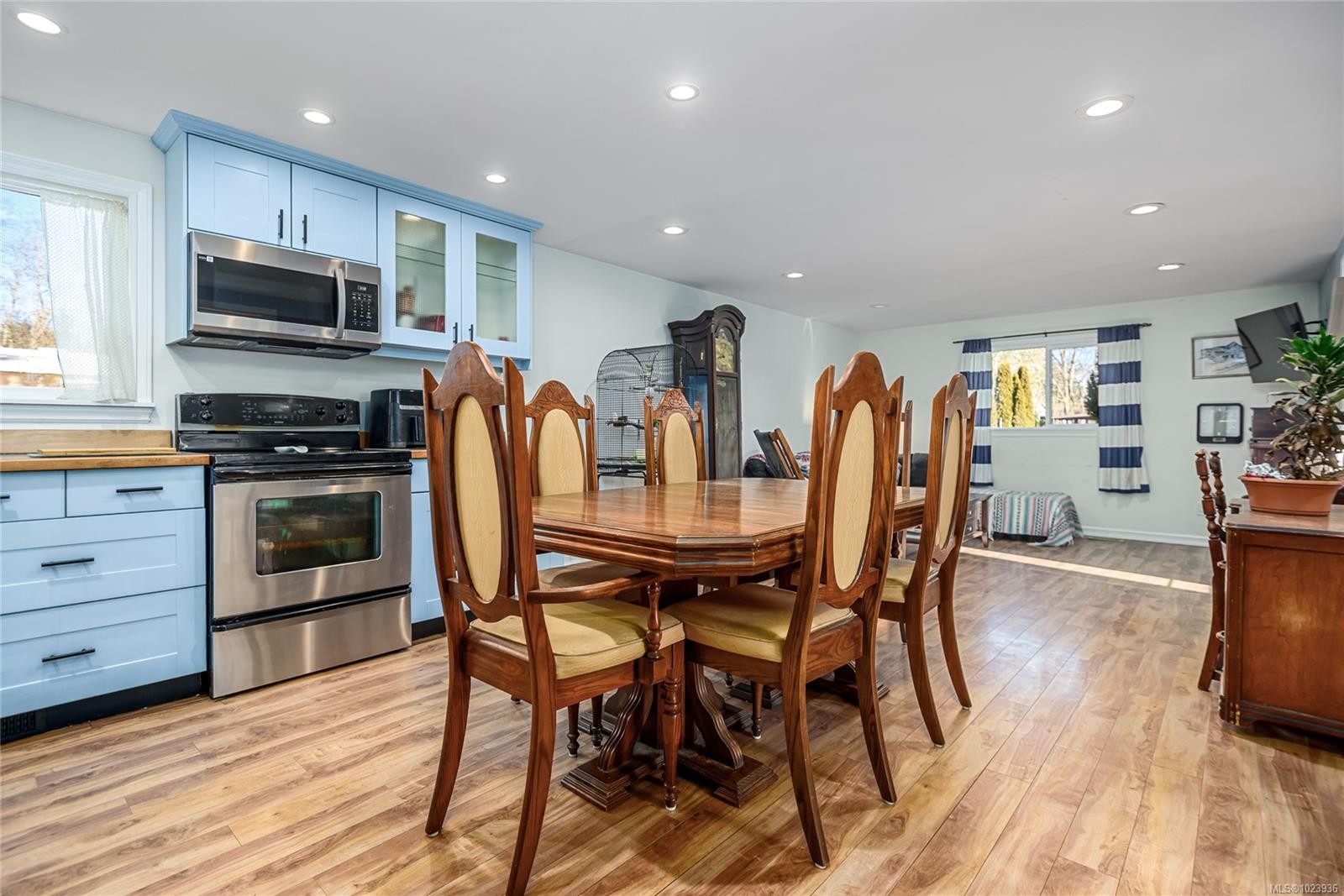 18-3216 Back Rd, Comox, BC