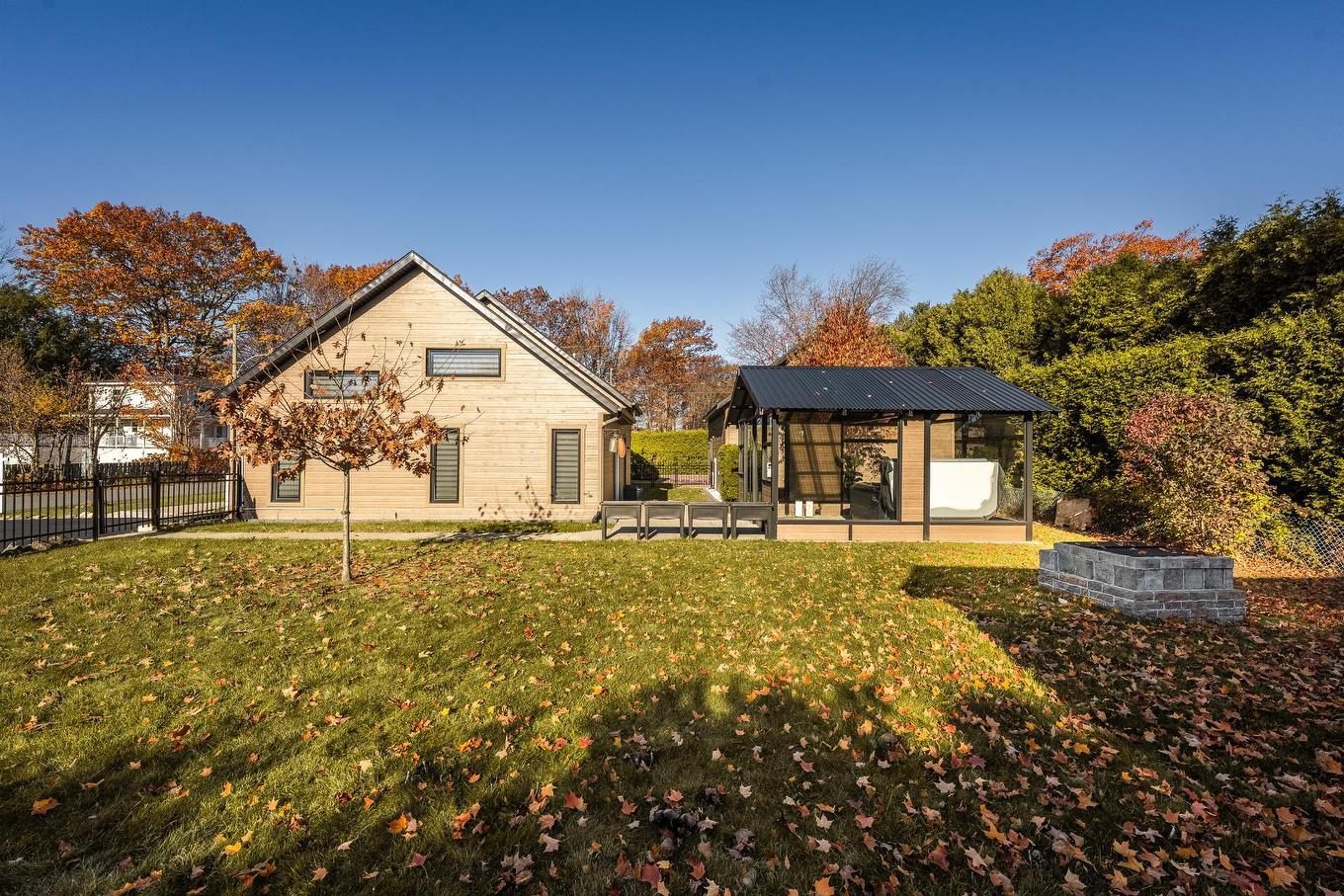 Backyard - 470 Rue Arthur-Priem, Saint-Roch-De-Richelieu, QC - Outdoor