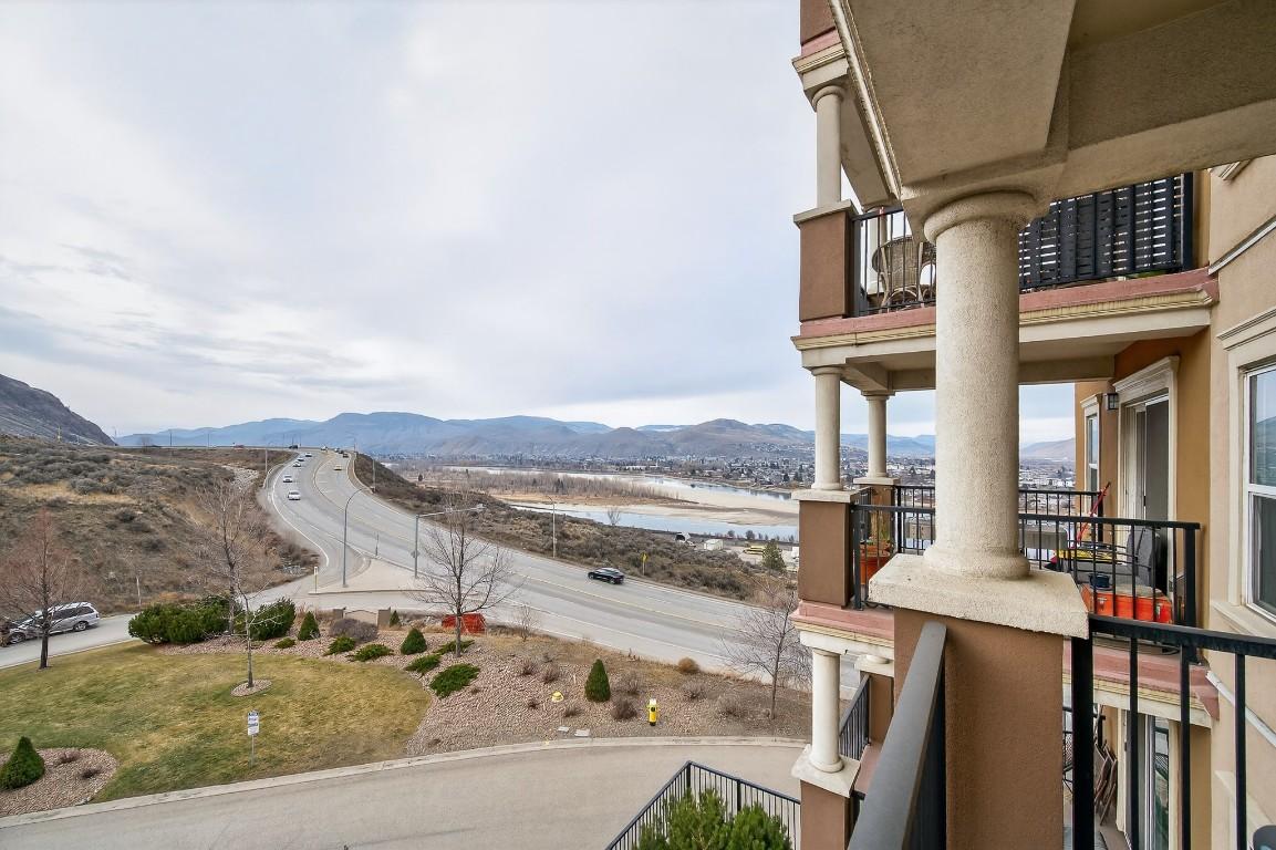 #301-975 Victoria W Street, Kamloops, BC - Outdoor With View