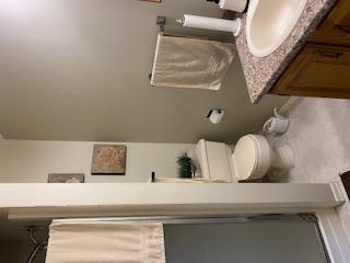 3343 Gordon Drive, Kelowna, BC - Indoor