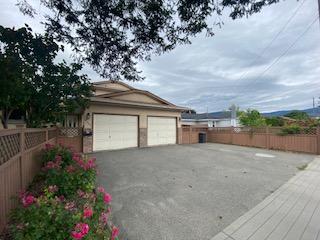 3343 Gordon Drive, Kelowna, BC - Outdoor