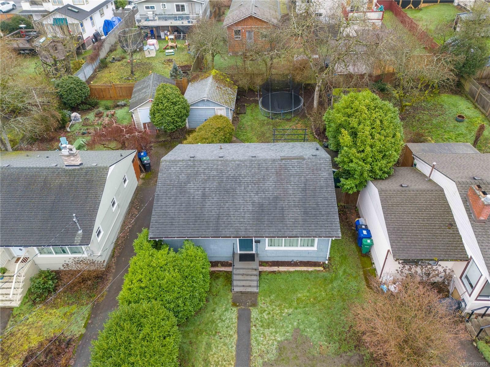 759 Cadogan St, Nanaimo, BC