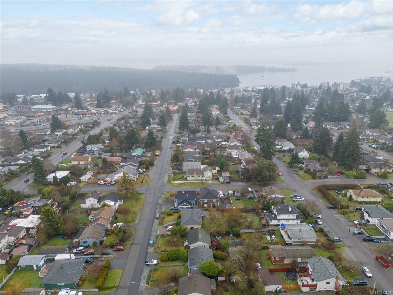 759 Cadogan St, Nanaimo, BC